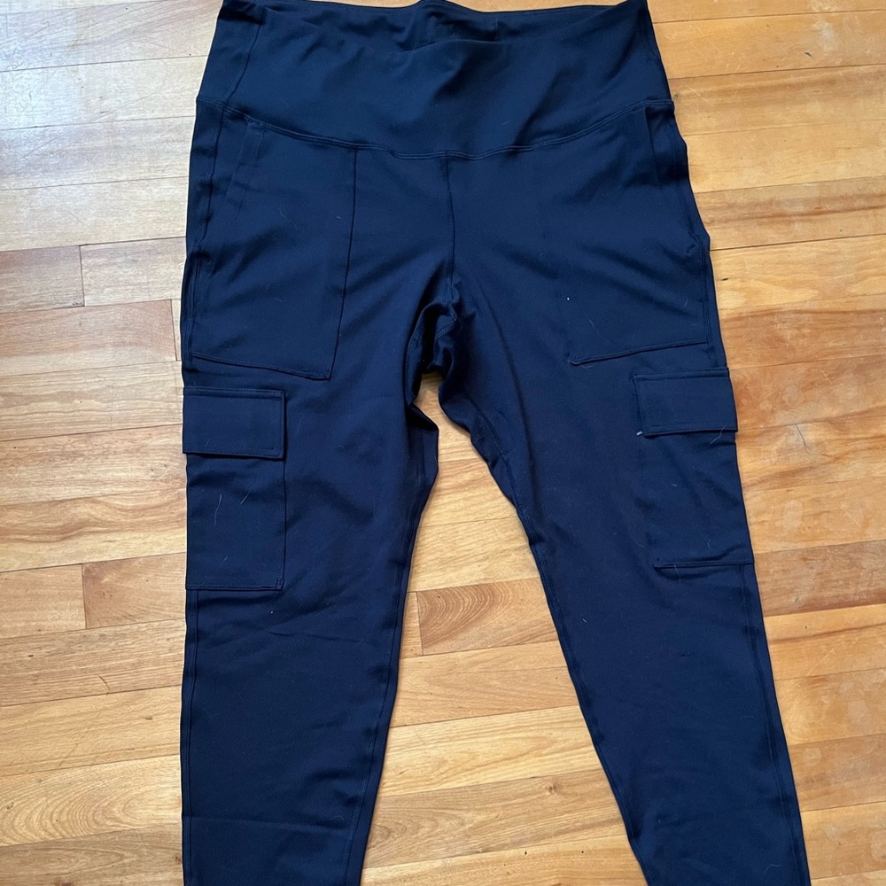 US Women’s XL old navy power press navy blue leggings